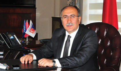Manisa Valisi Abdurrahman Savaş